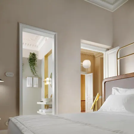 Hotel Monument 4*