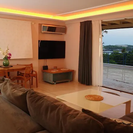 Apartment View In The Bay! *