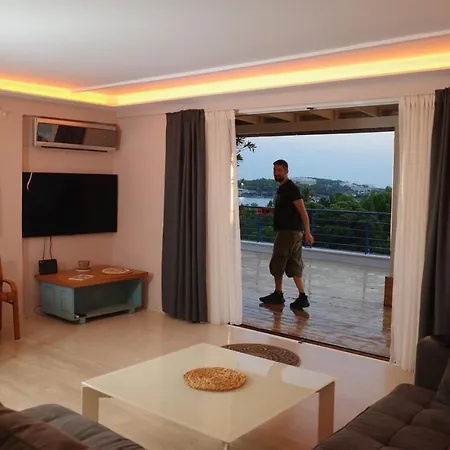 View In The Bay! Apartment