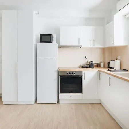 Modern Ground Floor Getaway Appartamento Atene