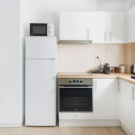 Modern Ground Floor Getaway Appartamento