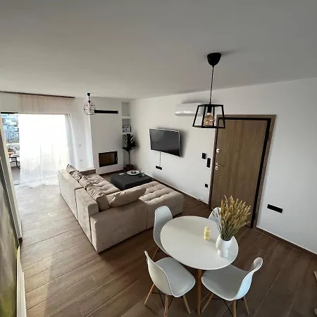 Apartment Medusa In Agios Dimitrios Athens