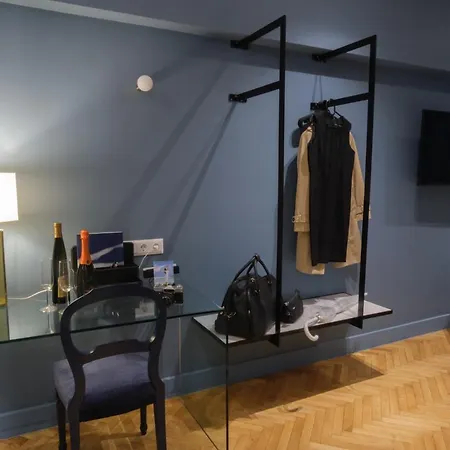 Aparthotel K23 Color