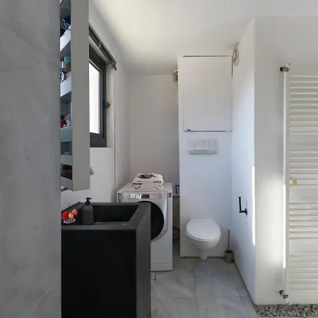 Eastern Aromas Loft In Psyri, Apartment Athens
