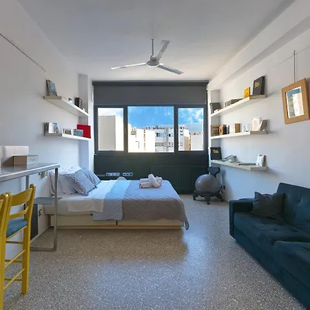 Eastern Aromas Loft In Psyri, Apartment *