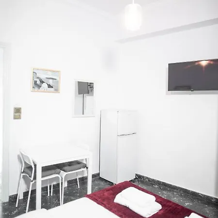 Cozy Next To Tower Athens