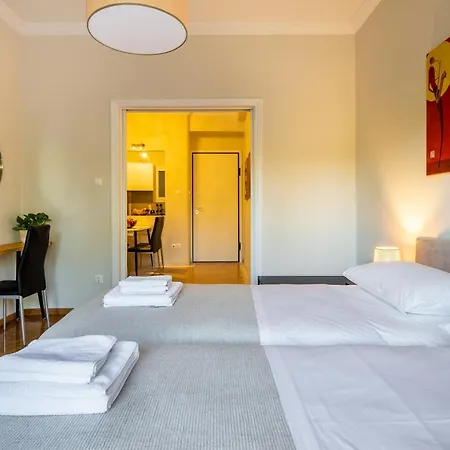 Renovated Near Acropolis *