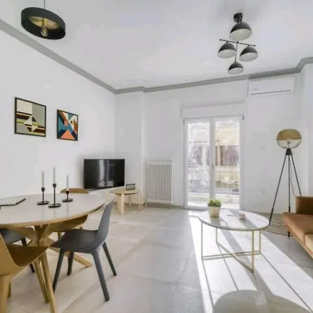 Apartment Spacious 1 Bedroom In The Center *