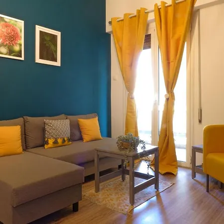 Apartment & Me Cozy By Zain Athens