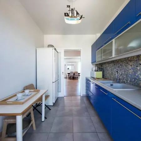 Alimos Sea View *