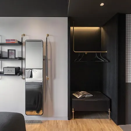The Modernist 4* Atenas