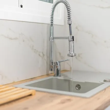 Apartment Stylish Luxury At Ampelokipi Metro Station *