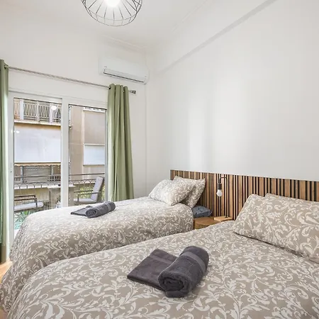 Stylish Luxury At Ampelokipi Metro Station Apartment Athens