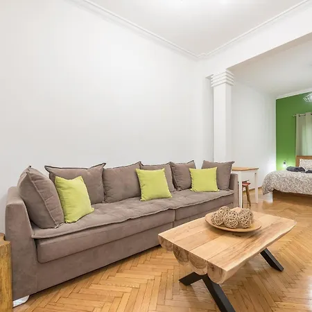 Apartment Stylish Luxury At Ampelokipi Metro Station *
