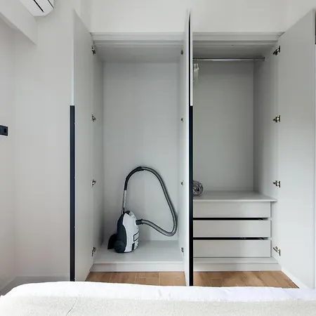 Apartment Nova 1-bedroom In *