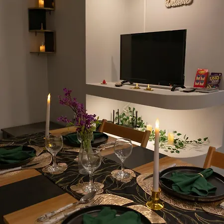 Moon Haven Near Acropolis With 100mbps Wifi Apartment