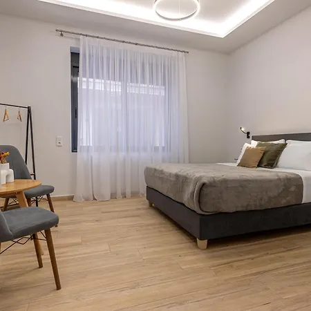 Phaedrus Living: The Nine Muses Calliope Apartment Athens