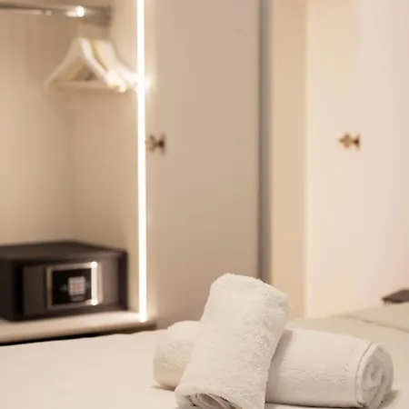 Central Marousi 3br Gem