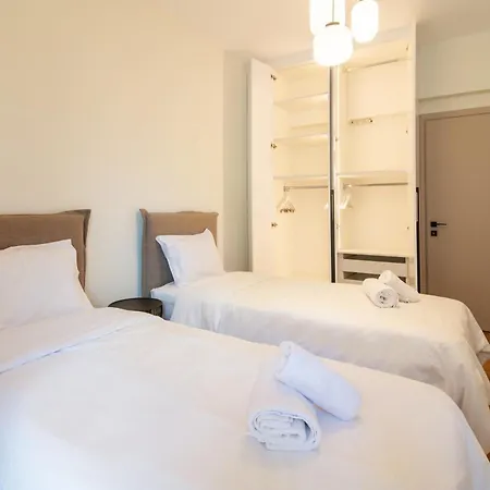 Apartment Central Marousi 3br Gem *