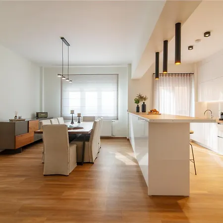 Central Marousi 3br Gem *