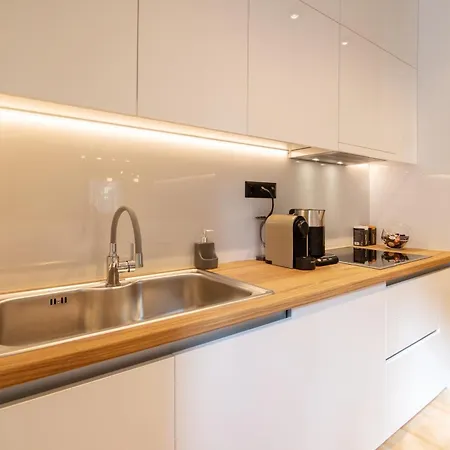 Apartment Central Marousi 3br Gem *
