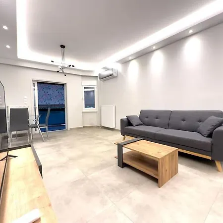 Apartment 2-bed Gem In Serene Locale *