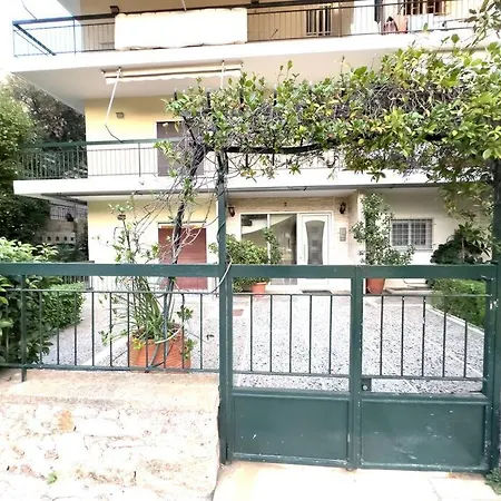 2-bed Gem In Serene Locale * Athens