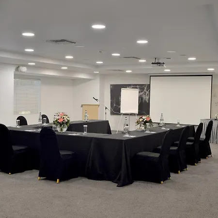 Hotel Athenaeum Grand