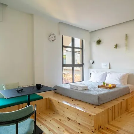 Hoppersgr- Amazing In The Heart Of - 4 * Athen