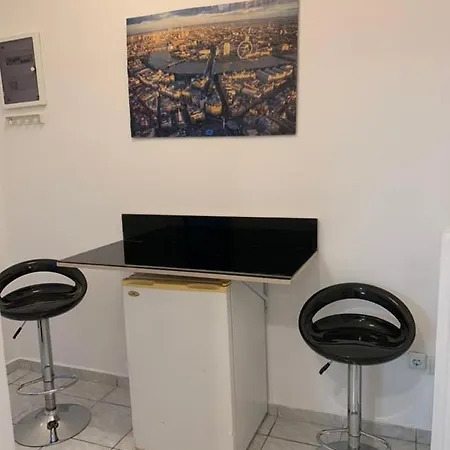 Acharnon Apartment *