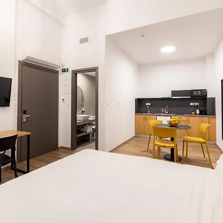 Earos Urban Living Atenas