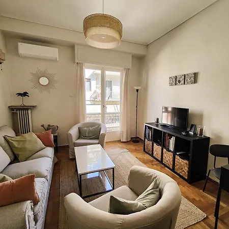 Postmodern In Pangrati Appartement