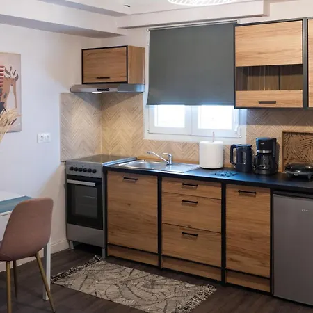 Niki - Urban In Center Apartment Athens