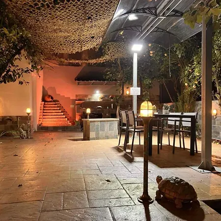 Historic Center Getaway 10'walk To Acropolis Hill Apartment Athens