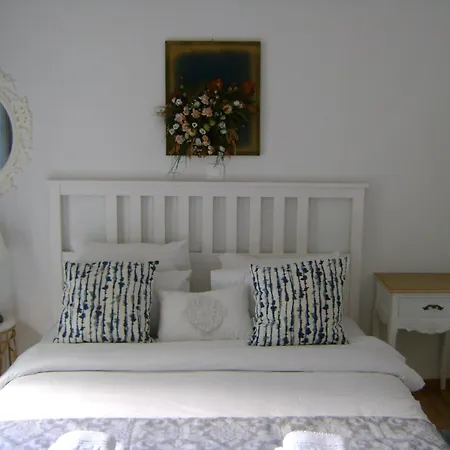 Apartment New! Bright & Remodeled 1bed 2min Walk To Acropolis Athens