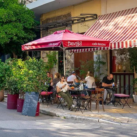 Luxury In The Heart Of The - 1br * Athens