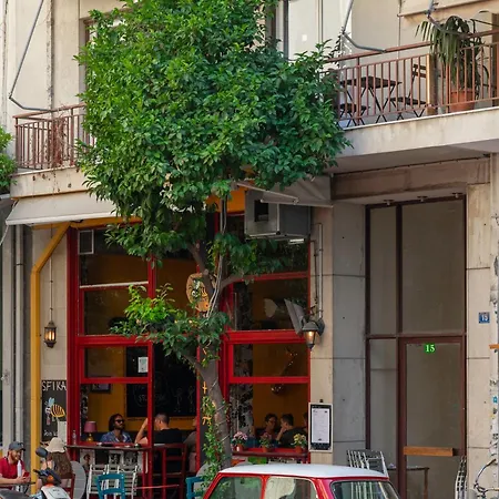 Luxury In The Heart Of The - 1br Athens