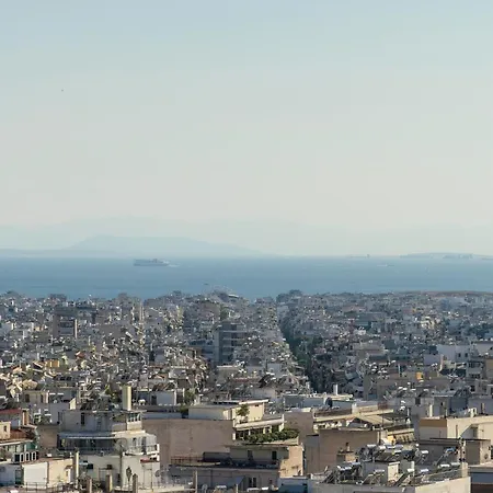 Luxury In The Heart Of The - 1br * Athens