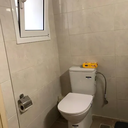 ホームステイ Spacious Double In The Center Of