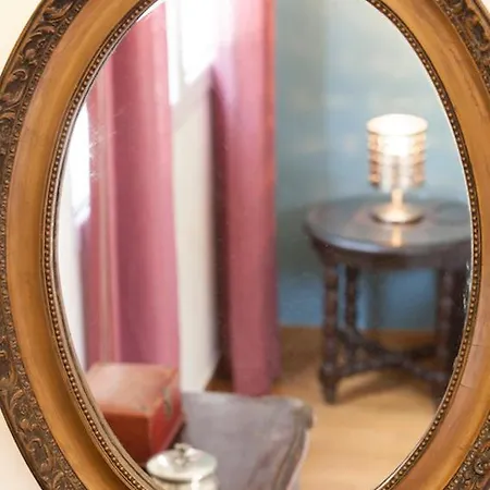 Maison De Famille Апартаменты *