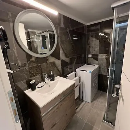 Luxury Near Acropolis