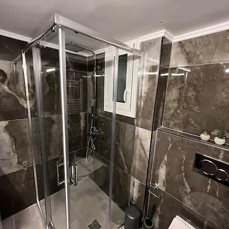 Luxury Near Acropolis