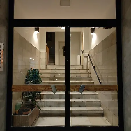 Postmodern In Pangrati Appartement *