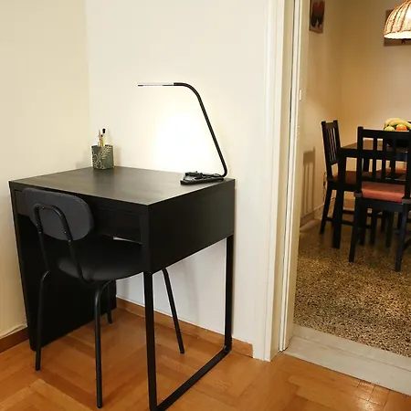 Postmodern In Pangrati Appartement *