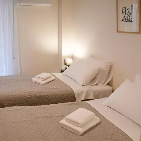 Spacious Modern In Pagkrati