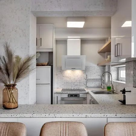 Vouliagmeni Stylish Homes By Blupine *