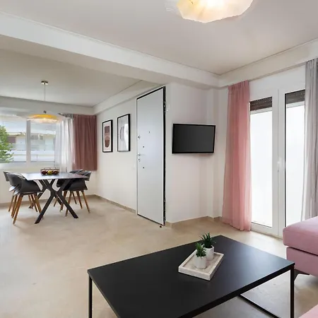 Vouliagmeni Stylish Homes By Blupine *