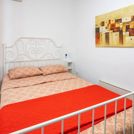 Psiri Gem From In Vivo Apartments- Spacious 1st Floor With Balcony In Athens' Historic Center Apartment *