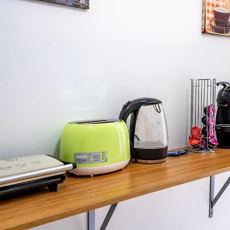 Psiri Gem From In Vivo Apartments- Spacious 1st Floor With Balcony In Athens' Historic Center * Athen