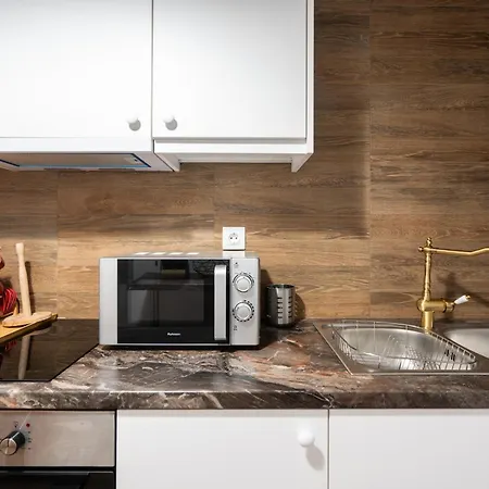 Elegant & Fresh In Hip Pagrati, Apartment *
